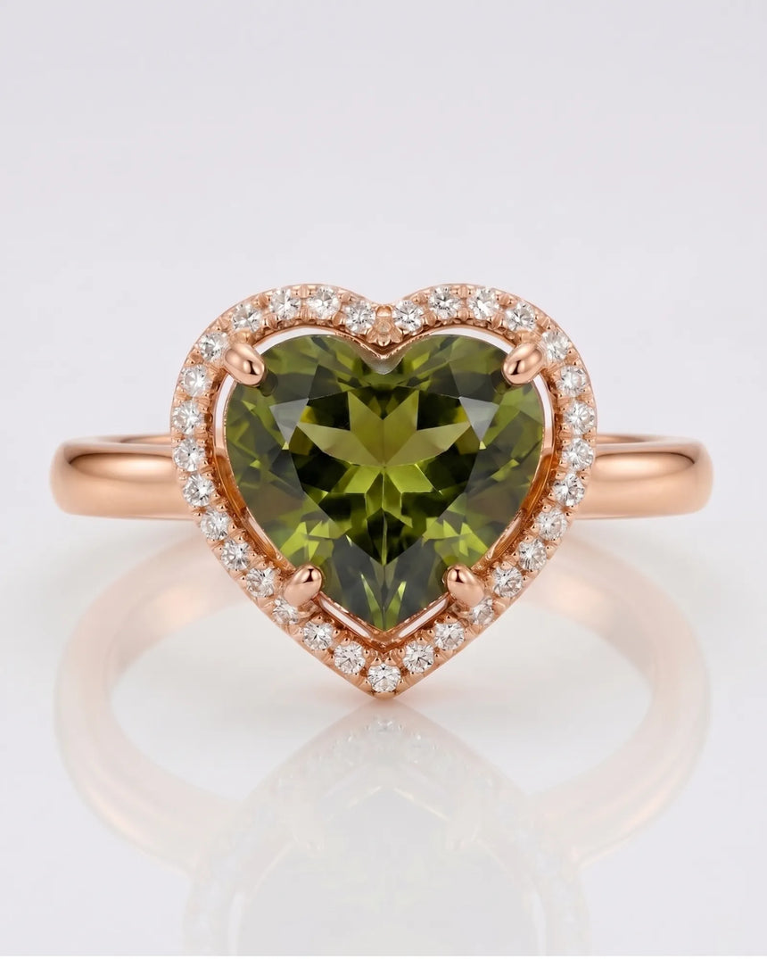 Luxury green tourmaline heart ring with diamonds in 18K rose gold | SARATTI