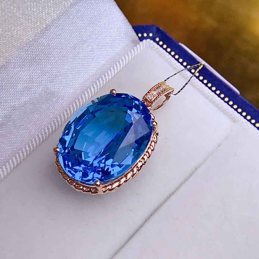 Swiss Blue Topaz Necklace Pendant with Diamonds