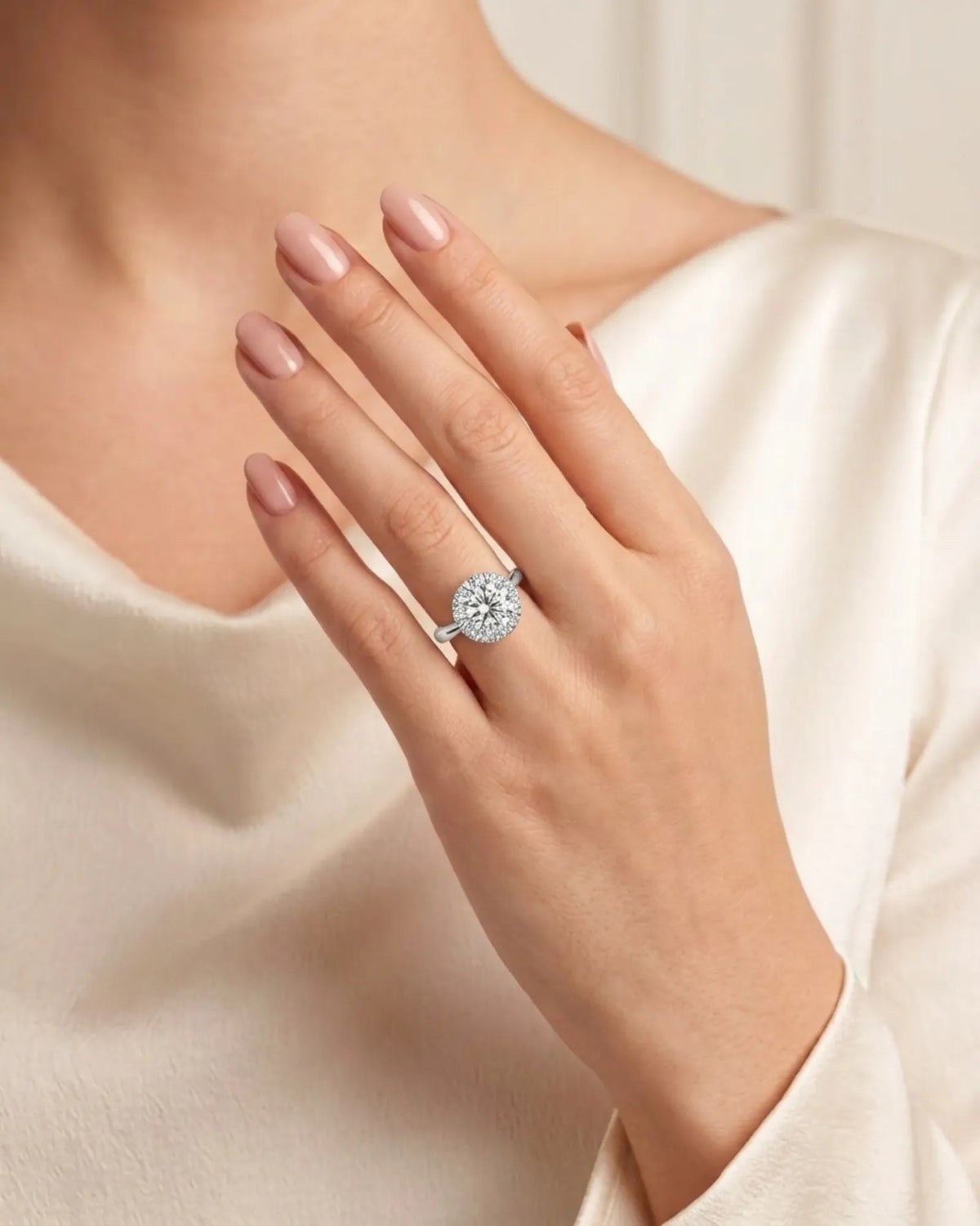 Sadi – Celestial Glow Natural Round Diamond Star Halo Ring