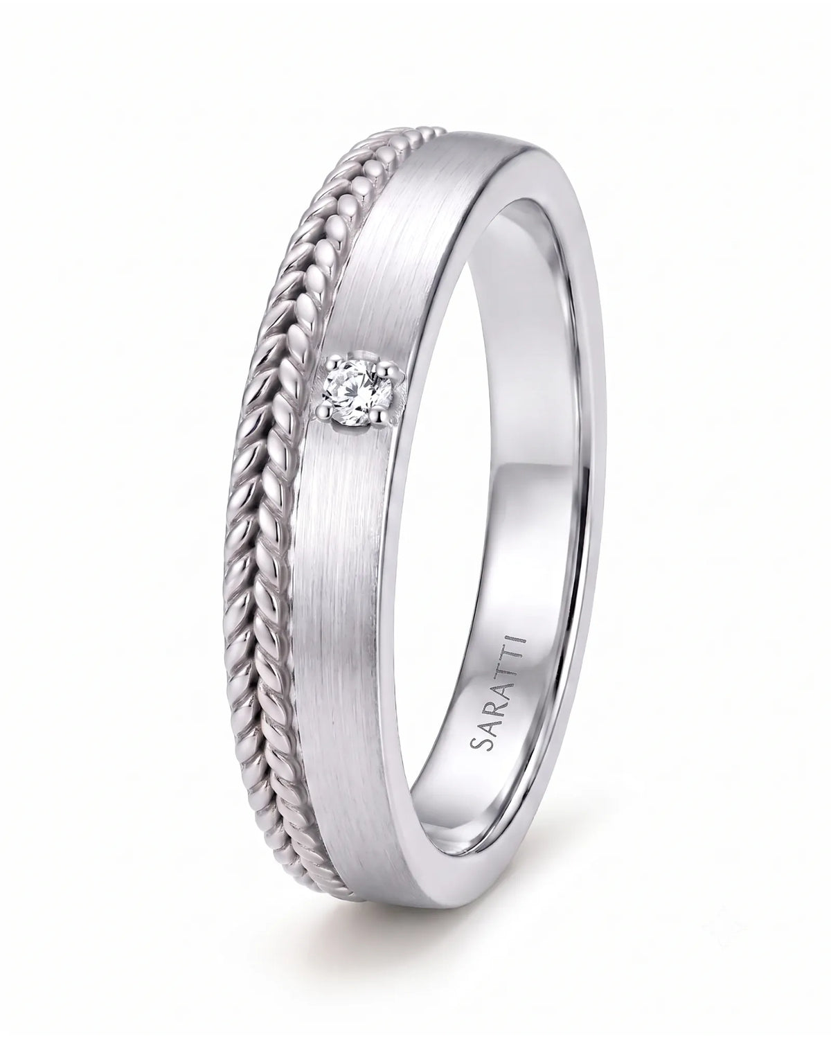 Matching wedding band set with classic structure and polished platinum detailing | SARATTI