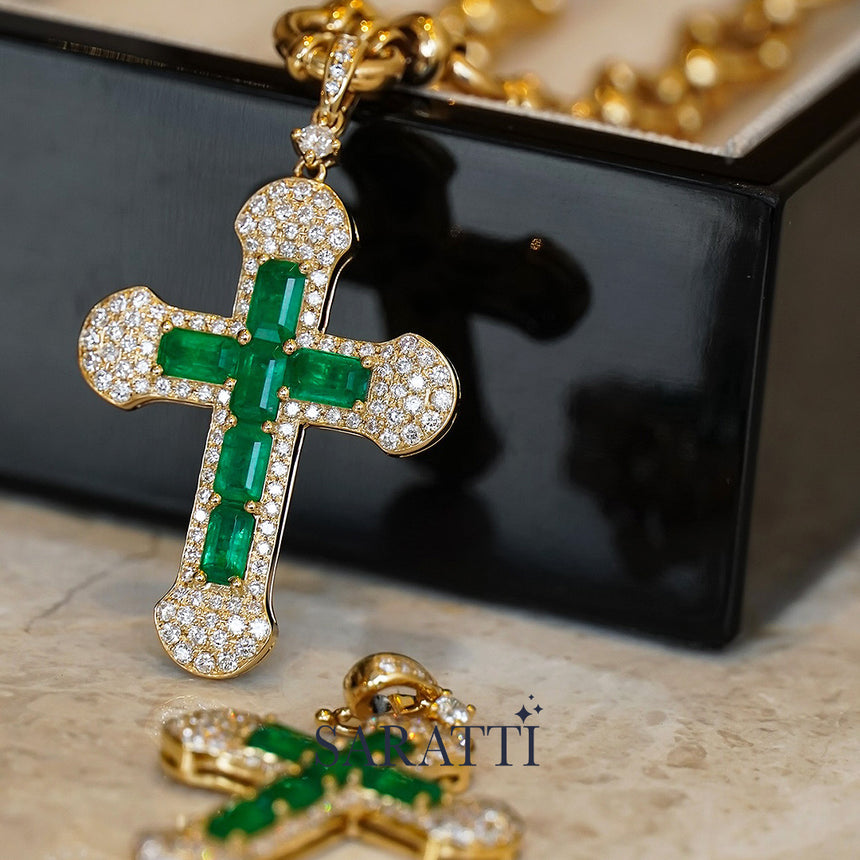 Natural Emerald and Diamonds Cross Pendant | SARATTI