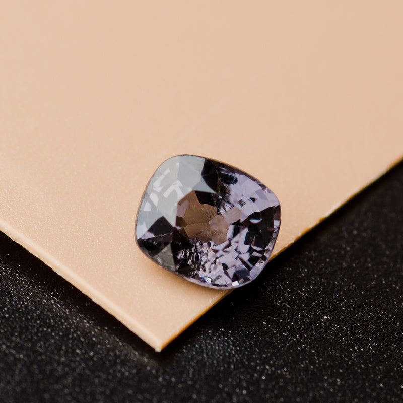 Natural Spinel Gem Cushion Cut with 6.5 x 5.8mm dimensions | Saratti