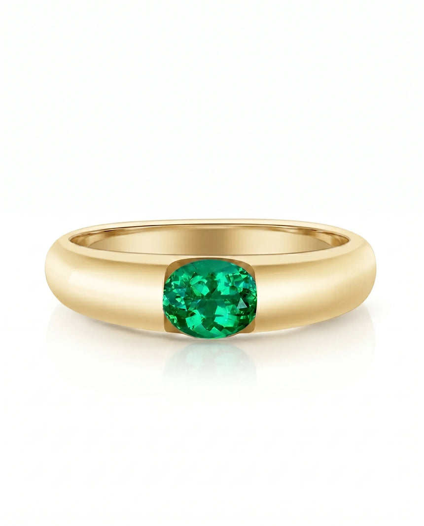 Natural emerald polished band ring in 18K yellow gold | SARATTI