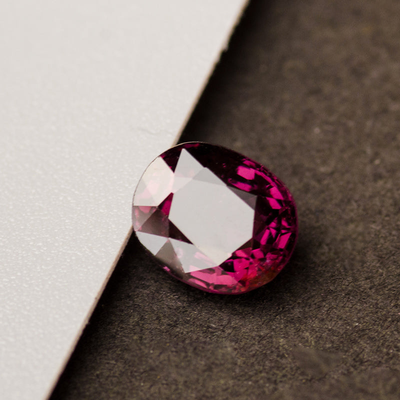 Oval Cut Natural Spinel Gemstone with VS Clarity