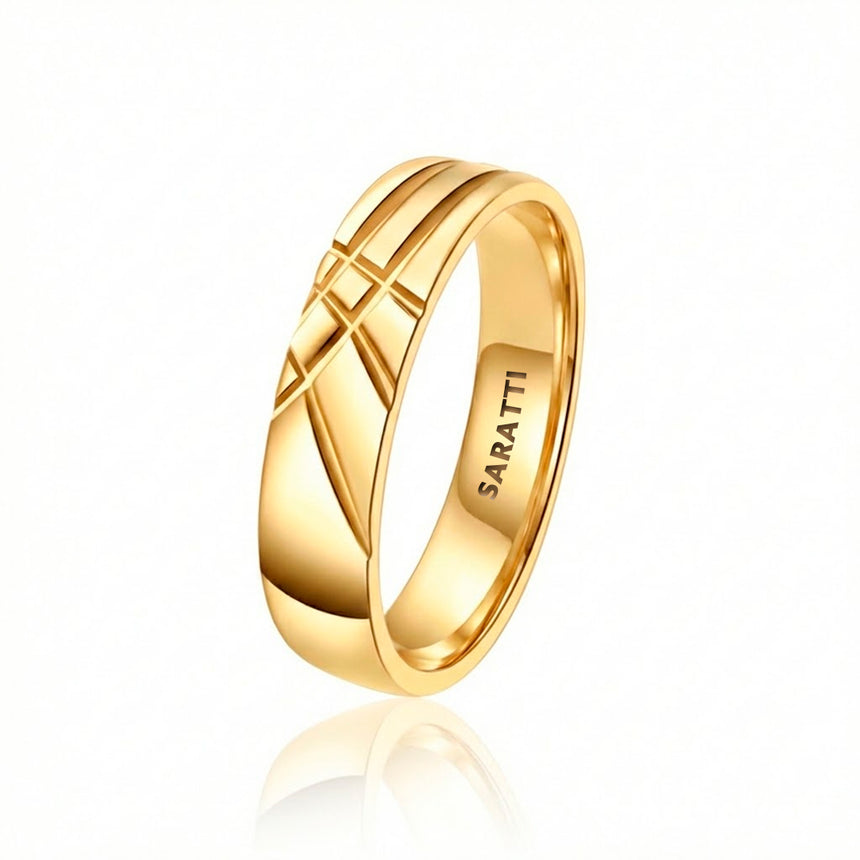 Mens comfort fit wedding band luxury minimalist wedding ring in 18K yellow gold | SARATTI