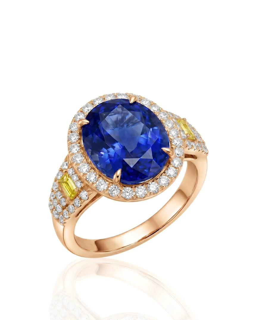 Oval blue sapphire and diamond heirloom ring with yellow accents in 18K rose gold | SARATTI