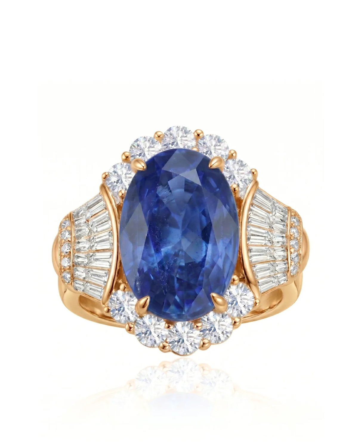 Oval cornflower blue sapphire ring with brilliant diamond halo in 18K yellow gold | SARATTI