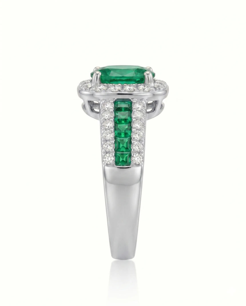 Oval emerald ring with double row diamonds in platinum | SARATTI