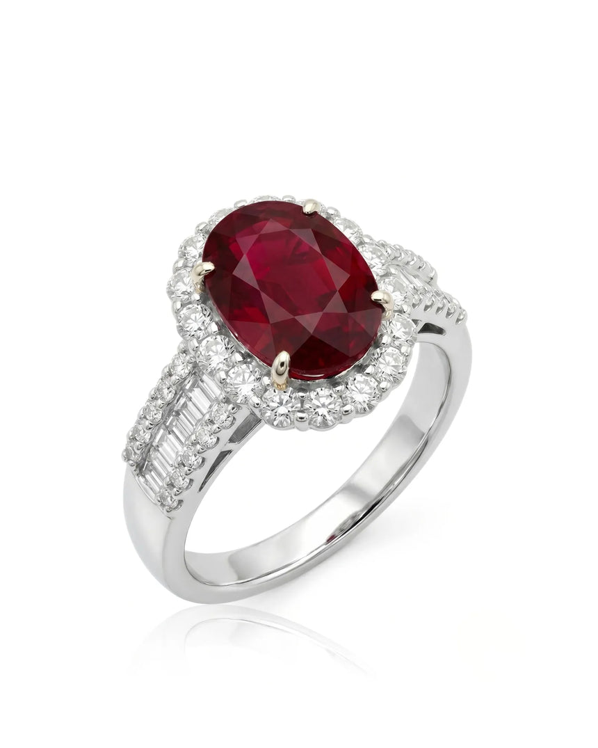 Oval ruby ring with double diamond halo in polished 18K white gold | SARATTI