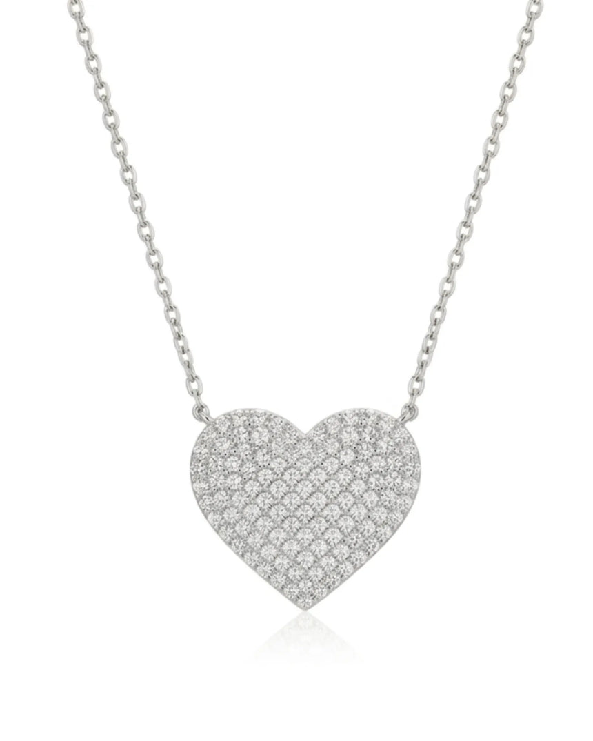 Pavé diamond heart necklace with round diamonds in platinum | SARATTI