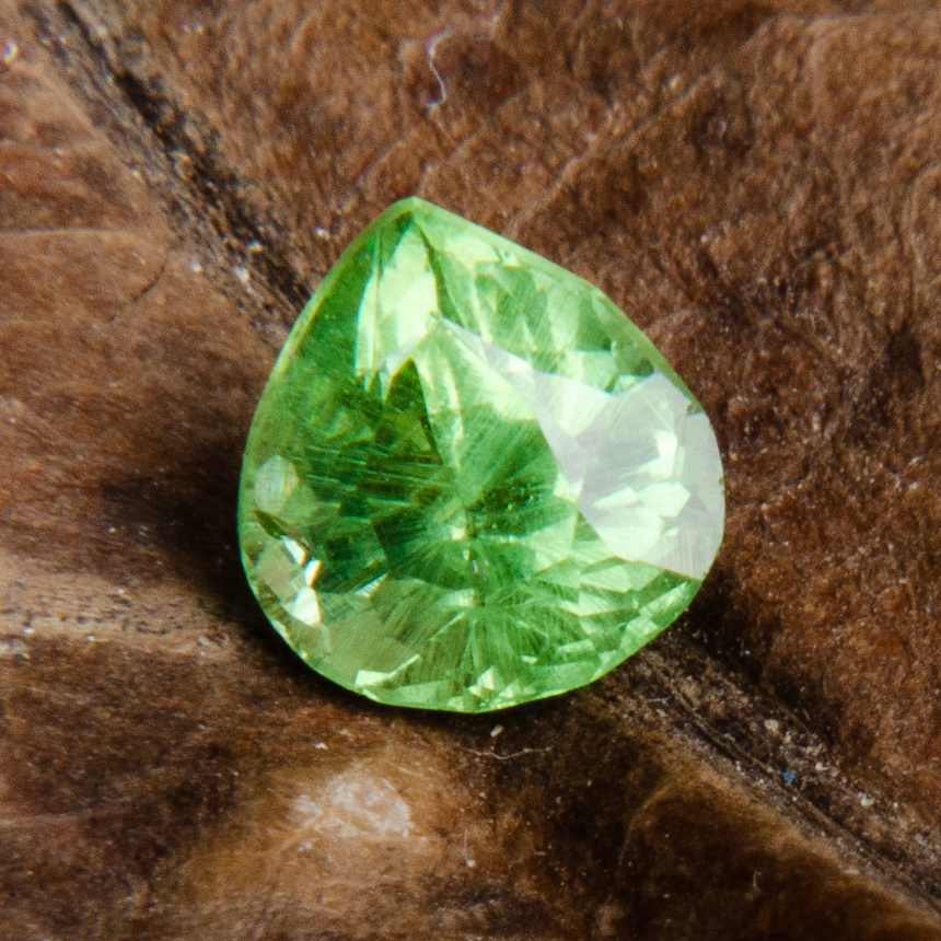 Pear Shape Green Tsavorite - SARATTI