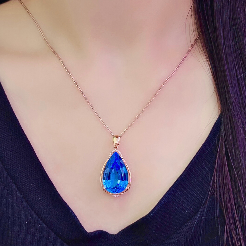 Pear shaped blue topaz luxury necklace by SARATTI