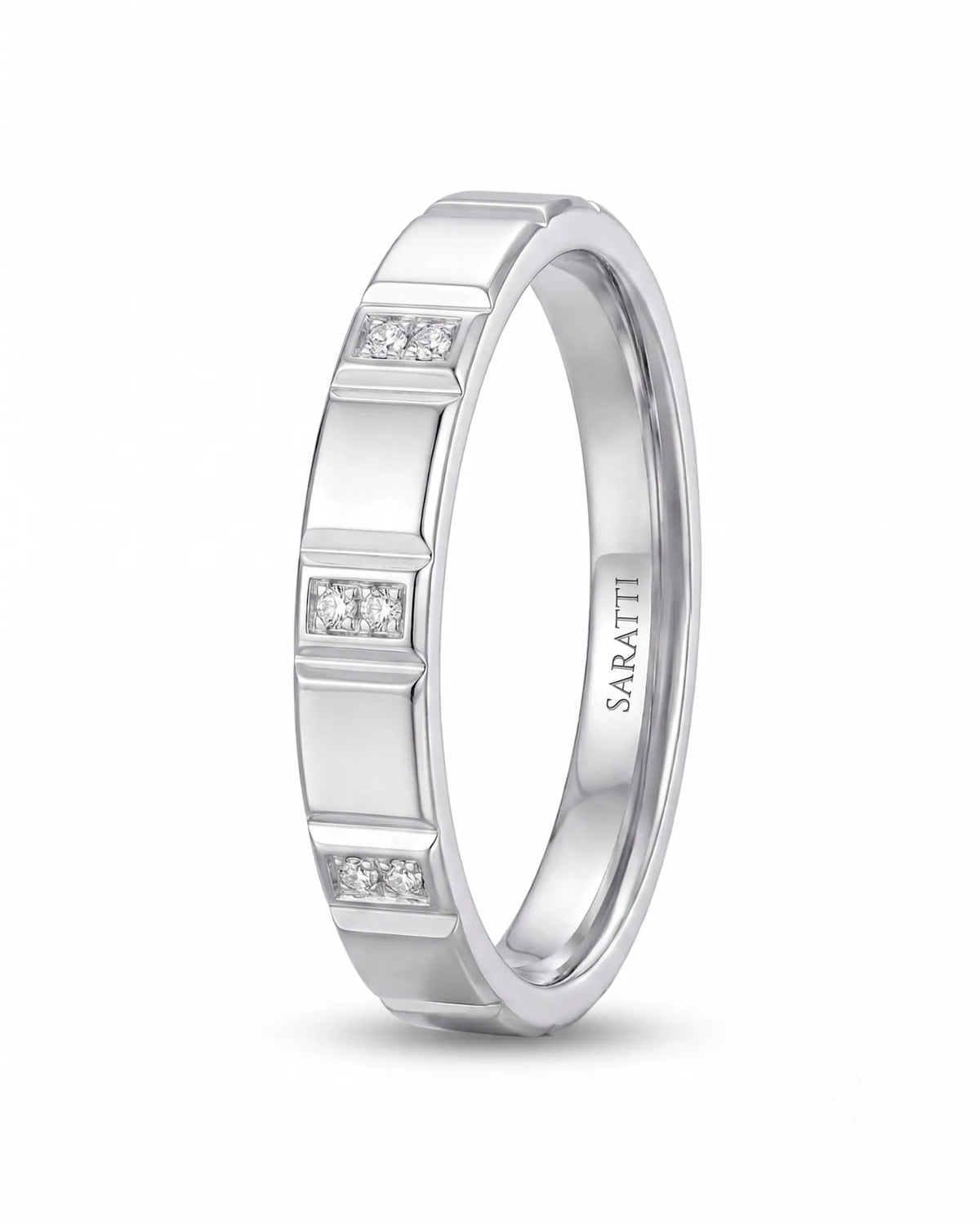 Platinum couple wedding bands featuring diamond detailing and a timeless matching ring design | SARATTI