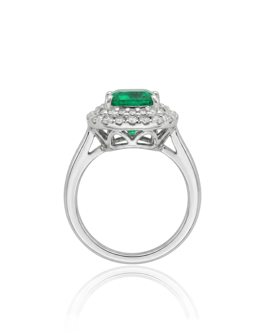 Platinum natural emerald ring with 0.7 carat diamond frame | SARATTI