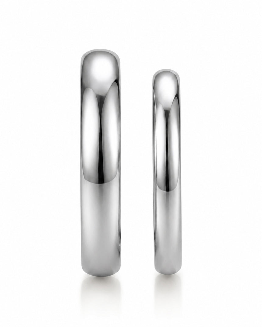 Polished plain wedding ring in Platinum | SARATTI