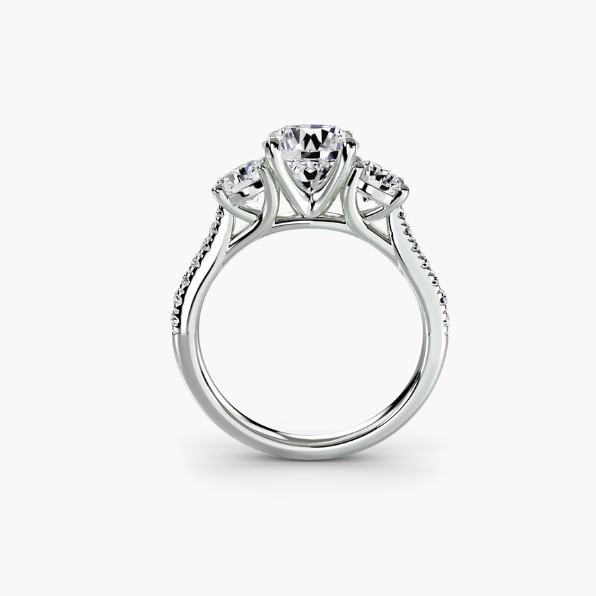 ÉTERNITÉ Three Stone Setting with Pave´ Band