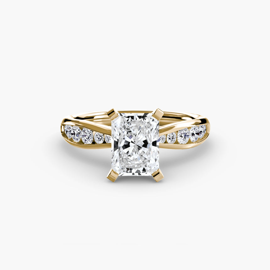 Lumière Solitaire with Pavé Setting
