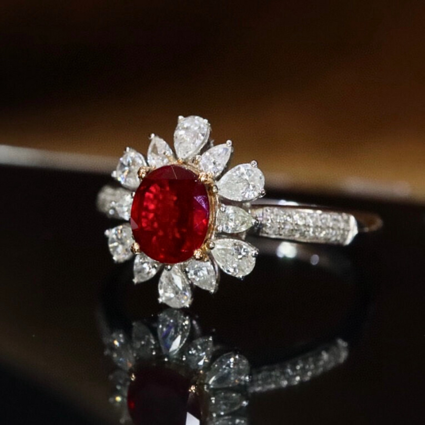 Red Ruby Oval Cut Diamond Ring in 18K White Gold | SARATTI