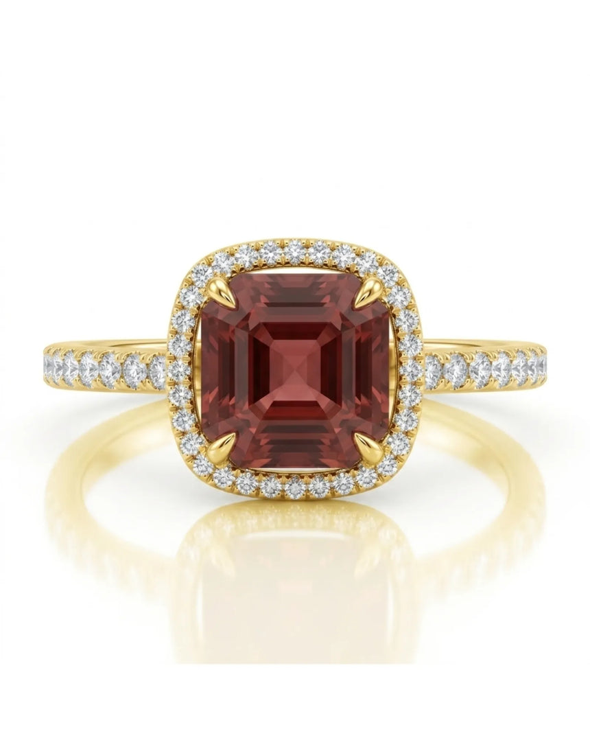 Regina Rouge red tourmaline and diamond ring in 18K yellow gold | SARATTI