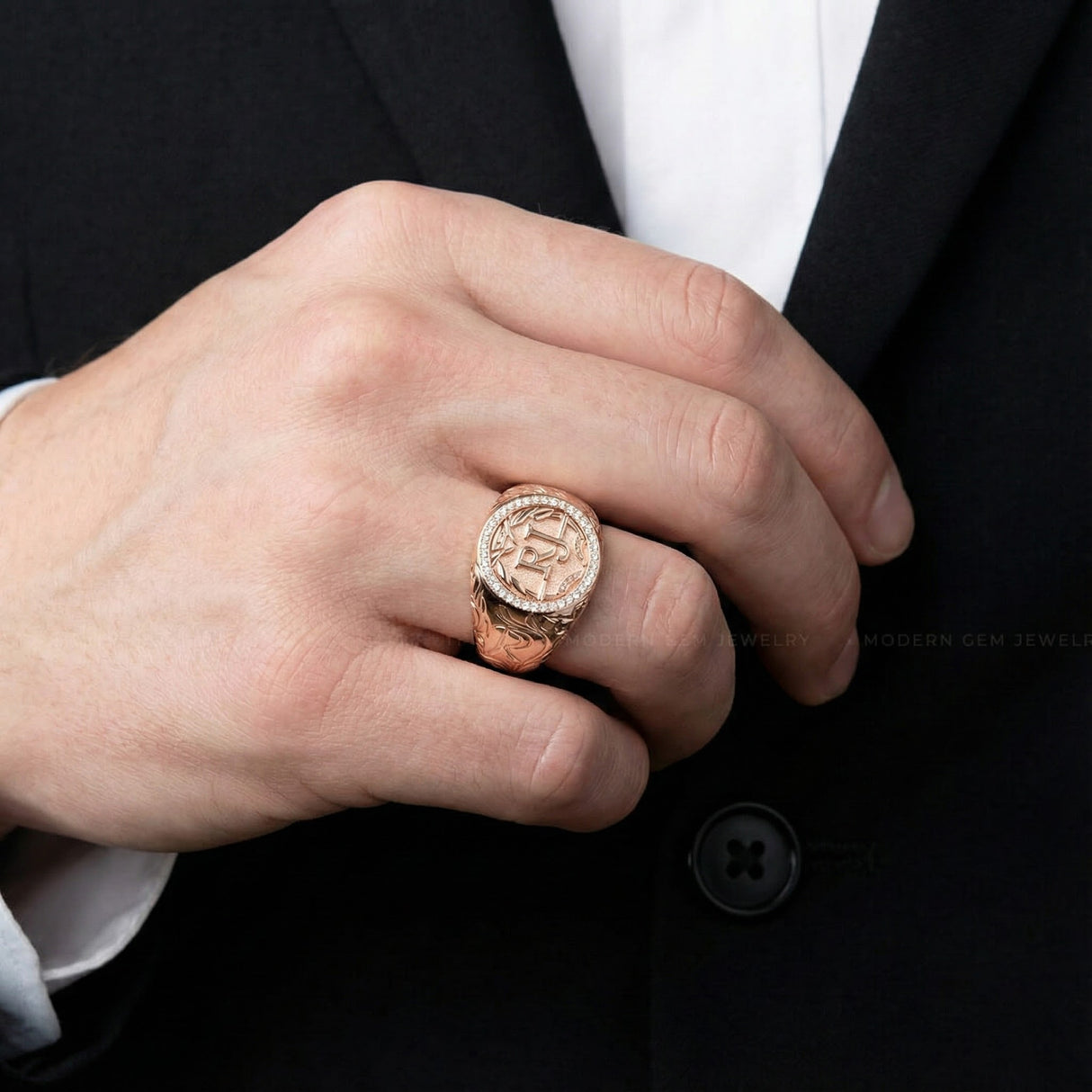 Hand wearing a rose gold ring with a white background | Rose Gold Signet Ring in 18K Rose Gold - SARATTI