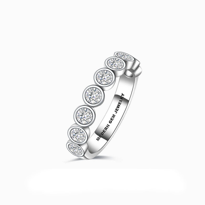 Diamond Wedding Band for Her | Modern Gem Jewelry | Saratti