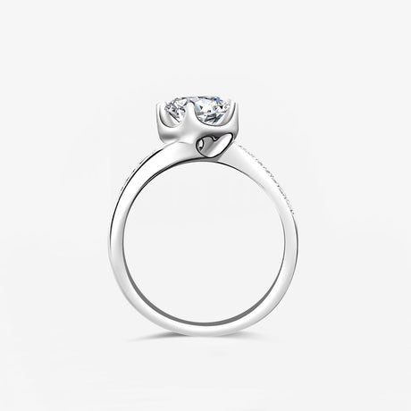 Ready To Ship Round Cut Diamond Engagement Ring on Finger | Saratti