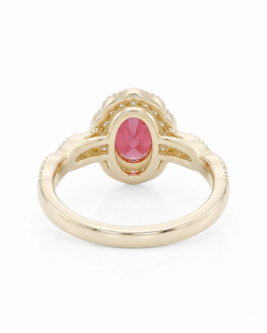 Ruby centerpiece ring diamond halo 18K yellow gold | SARATTI