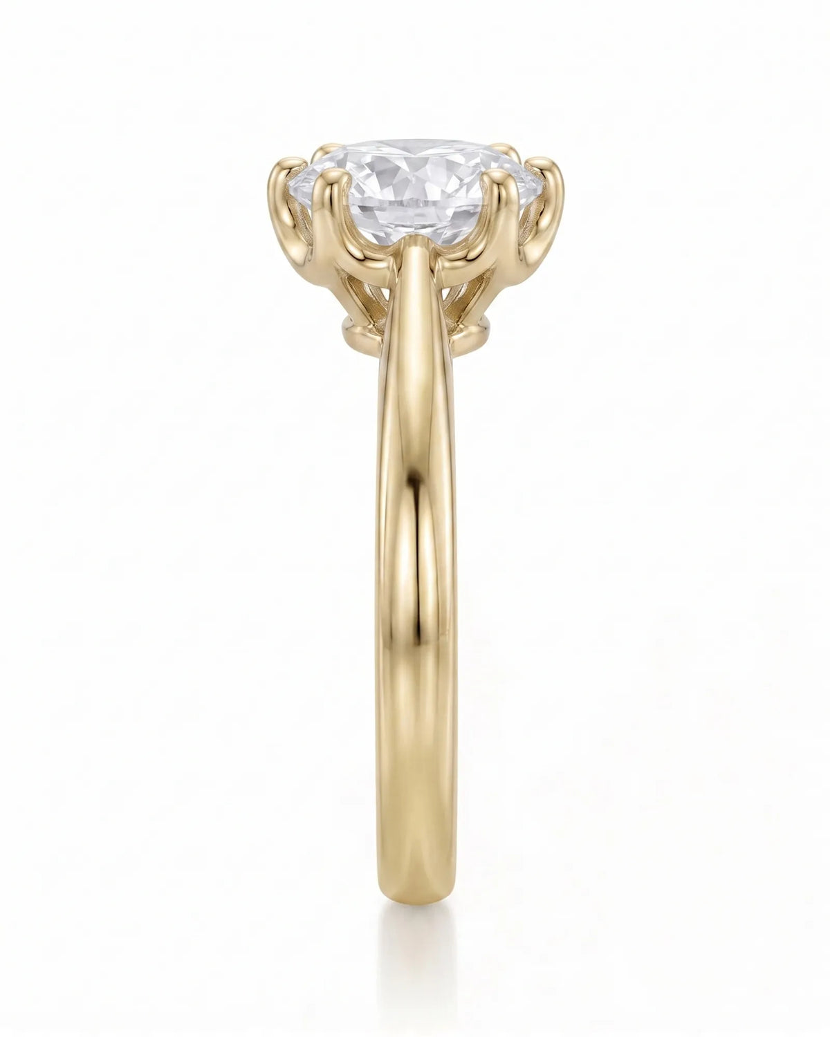 Becky – Natural Round Diamond Solitaire Ring