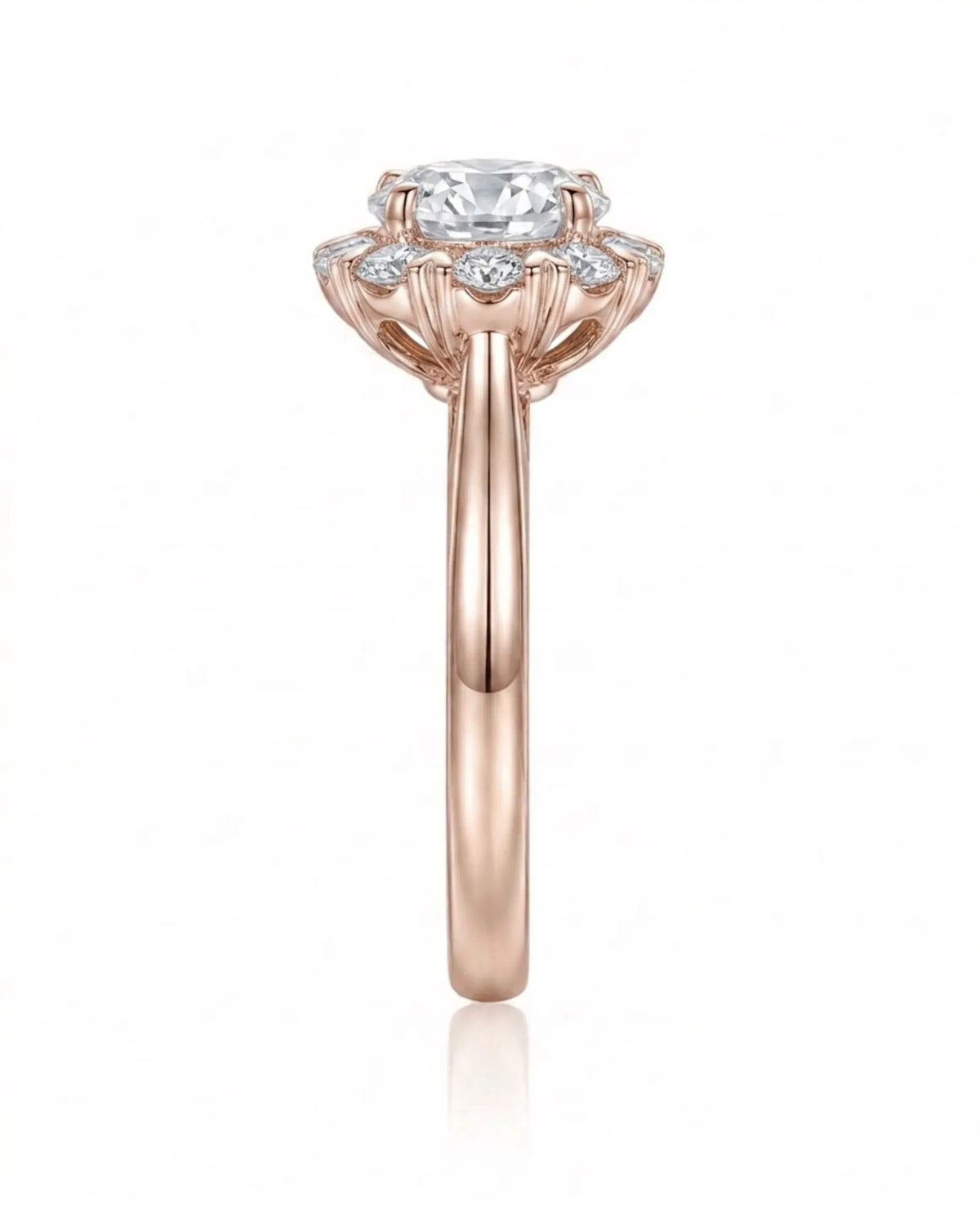 Sadi – Celestial Glow Natural Round Diamond Star Halo Ring