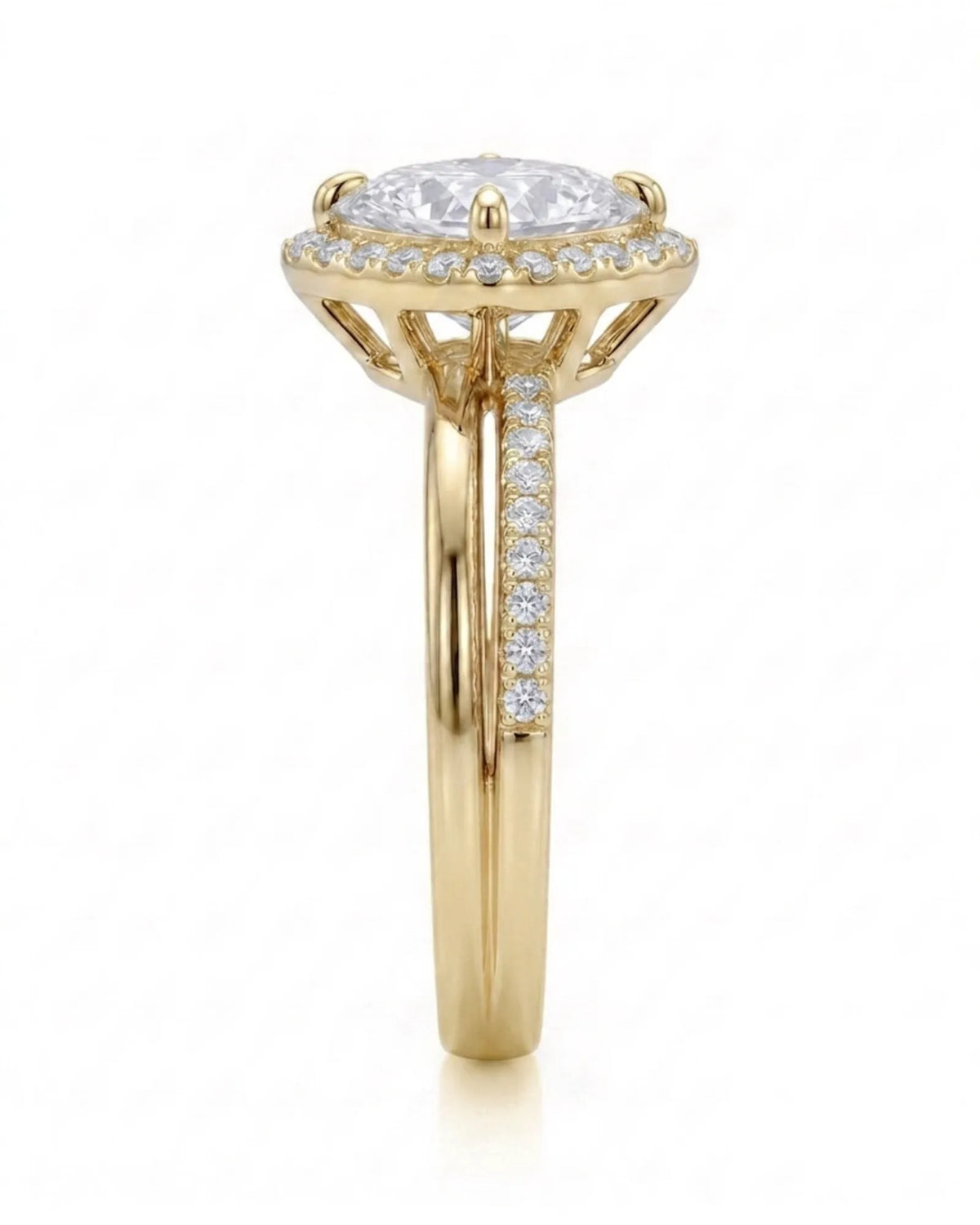 Renea – Majestic Grace Natural Round Diamond Two-Tone Halo Ring