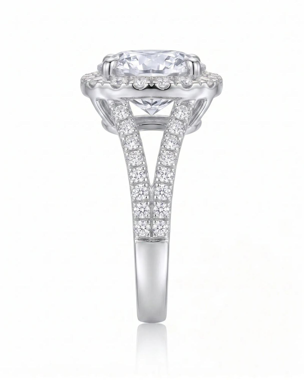Evana – Natural Round Diamond Halo Split-Shank Engagement Ring