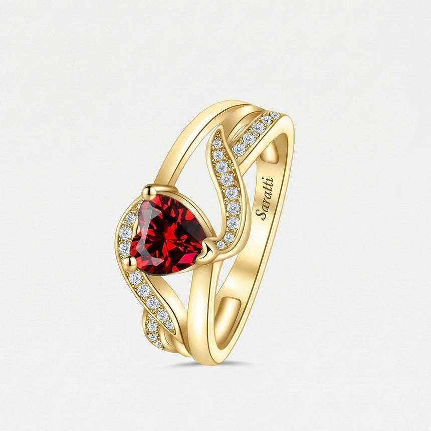 Amore Granato garnet ring luxury handcrafted ring in 18K yellow gold | SARATTI