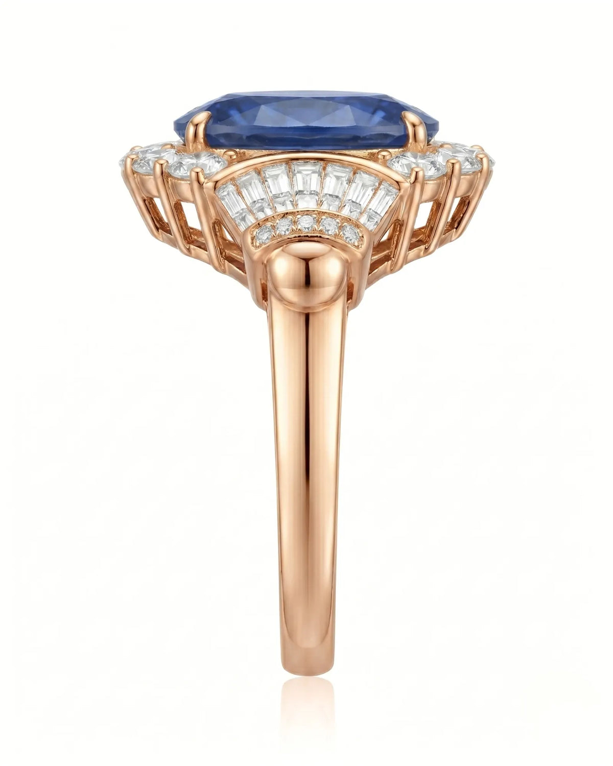 Sapphire and diamond engagement ring with structured shoulders in rose gold | SARATTI