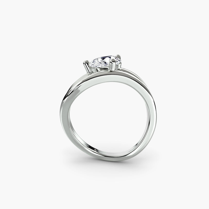 Sculptural pear cut solitaire ring setting in white gold | SARATTI