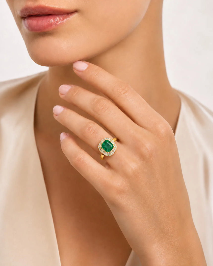 Square emerald cut natural emerald ring with diamond halo in 18K yellow gold | SARATTI