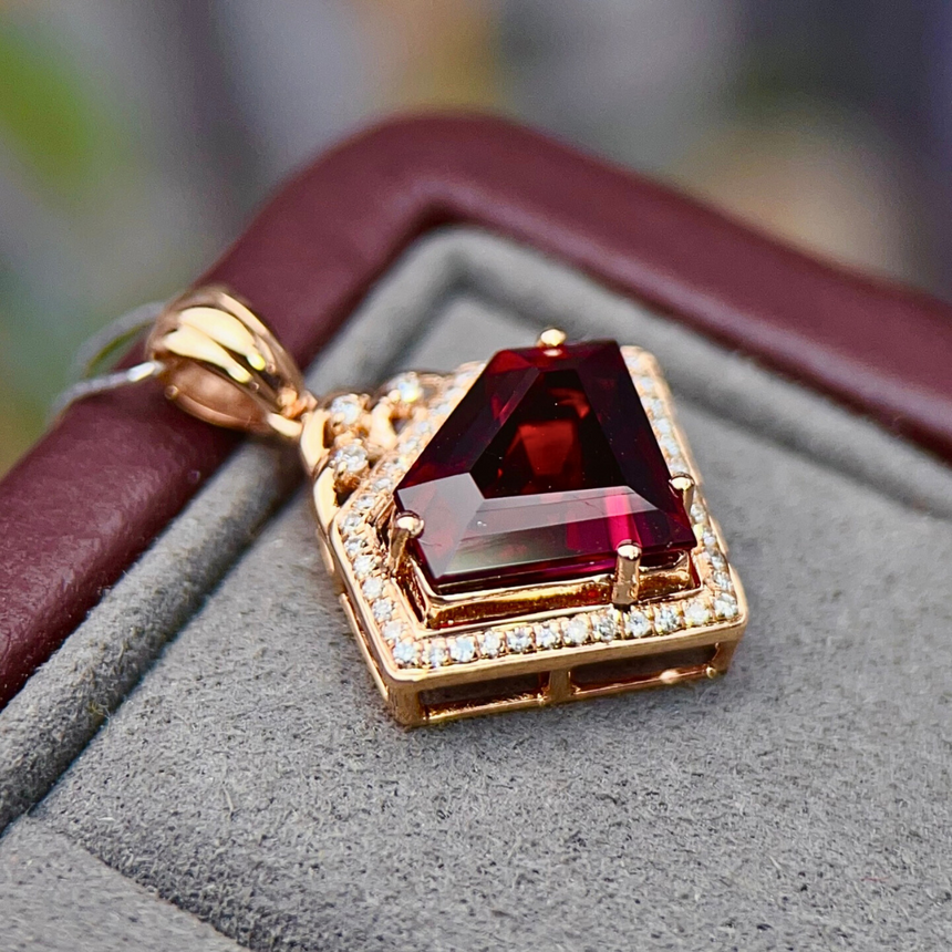 Elegant Rubellite and Diamond Pendant in 18K Gold