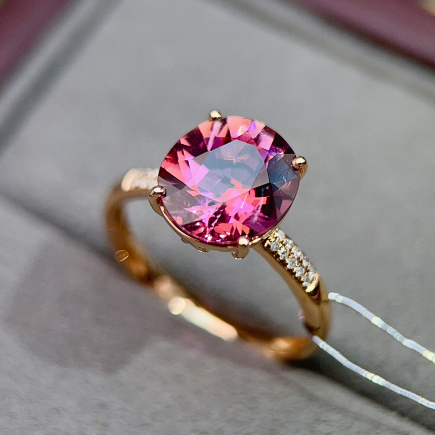Oval Cut Pink Tourmaline Ring in 18K Rose Gold