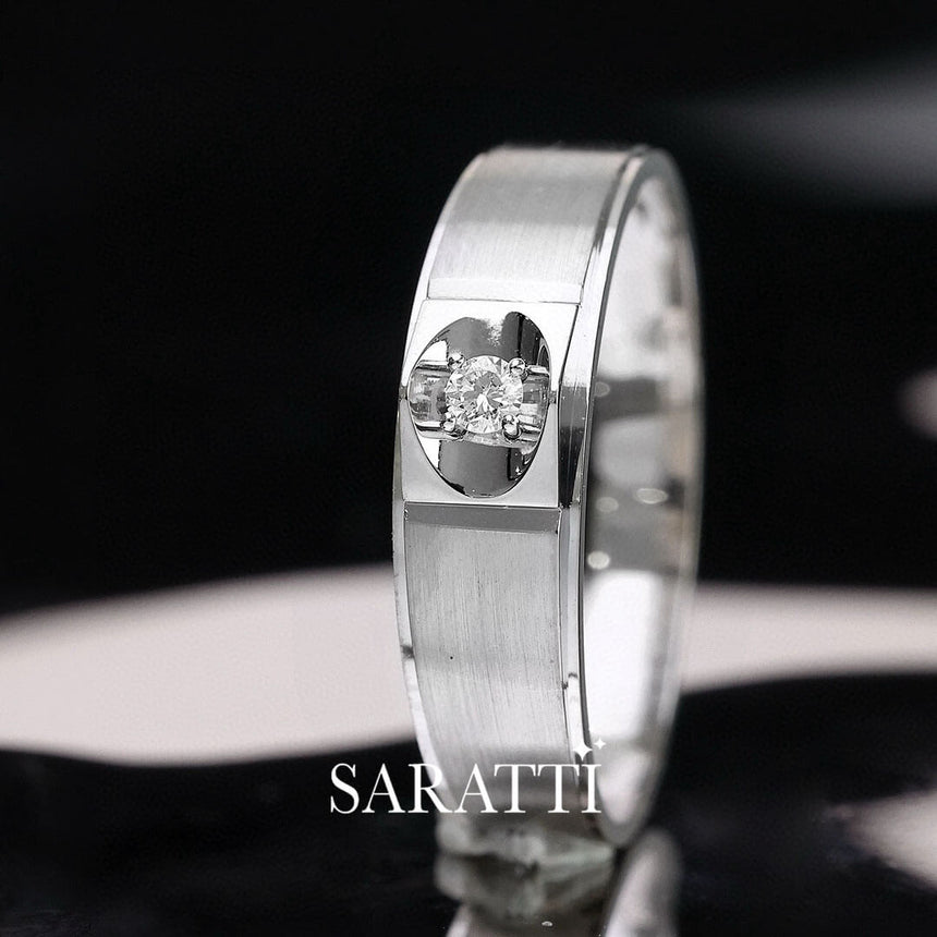 Close Up Shot of the White Gold Mandorla Diamond Solitaire Ring for Men | Saratti
