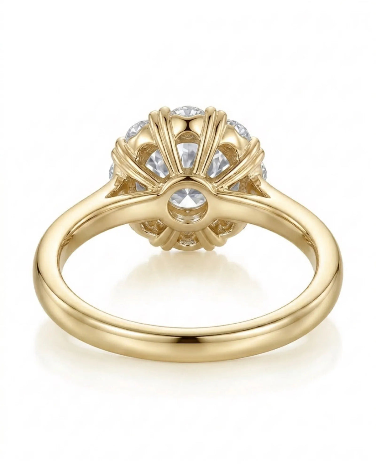 Sadi – Celestial Glow Natural Round Diamond Star Halo Ring