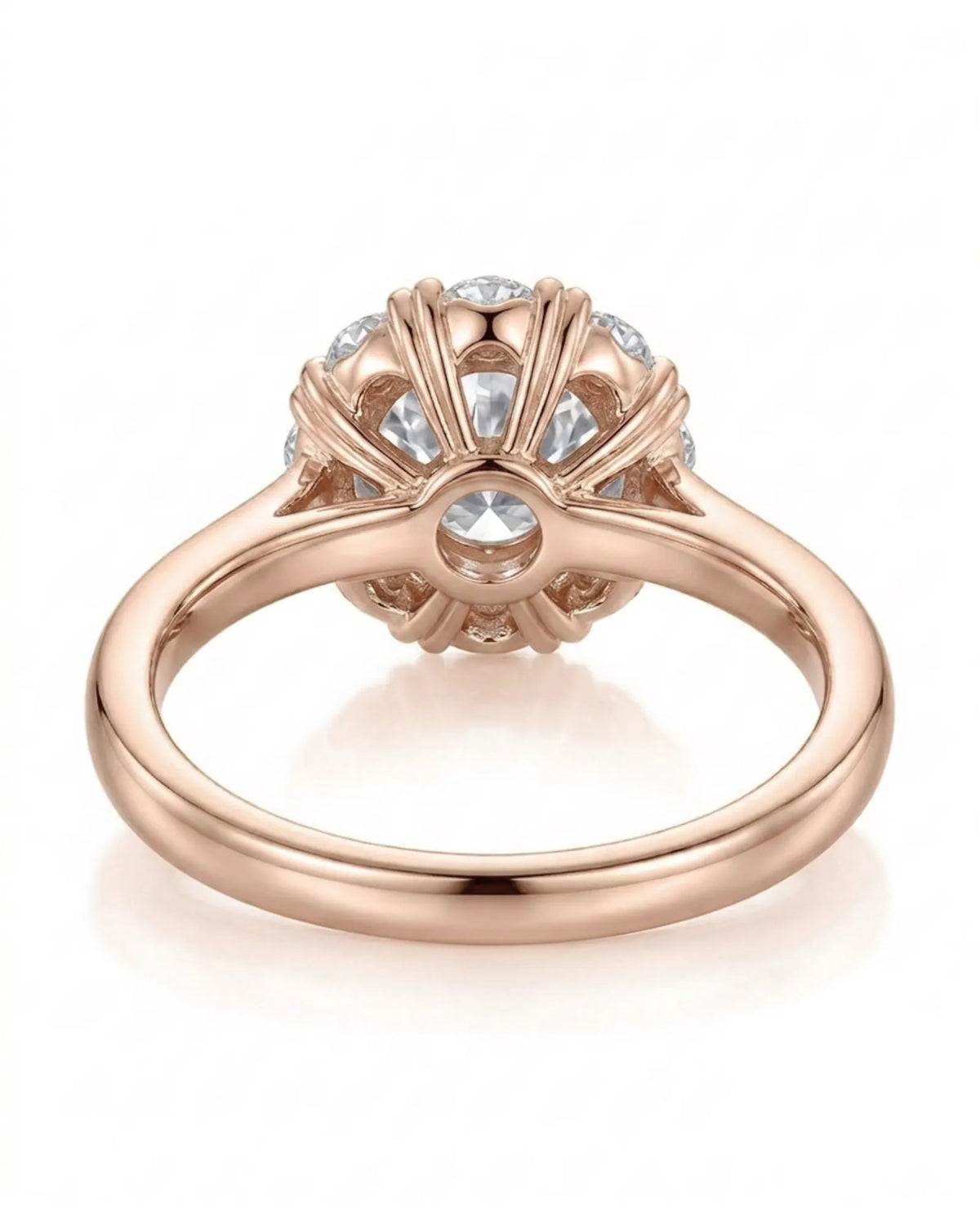 Sadi – Celestial Glow Natural Round Diamond Star Halo Ring