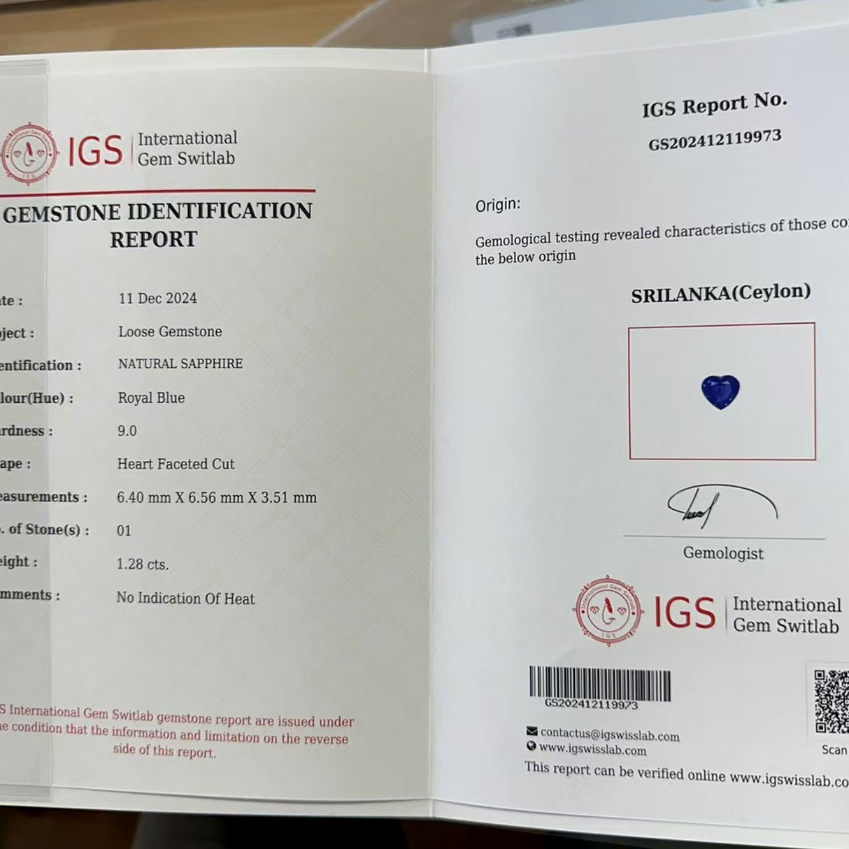 1.28cts Royal Blue Ceylon Heart Sapphire Gemstone | IGS Certified | Unheated