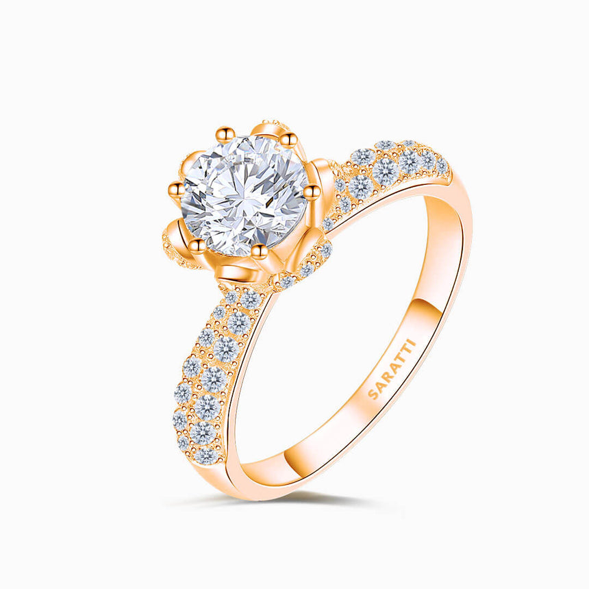 Centre Stone of the Rose Gold Manto di Cristalli Dainty Diamond Engagement Ring | Saratti Diamonds