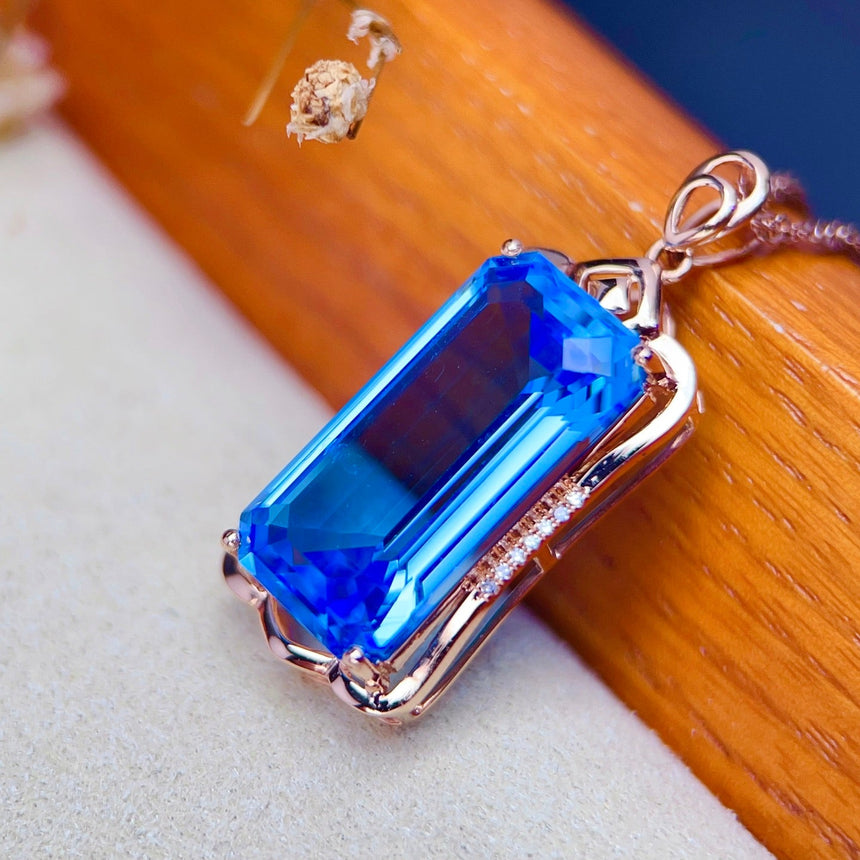 Vintage Inspired Oval Blue Topaz Necklace with Diamonds | SARATTI