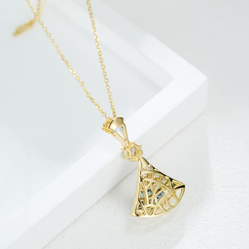 Vintage Inspired Yellow Gold Necklace set with Sapphires and Diamonds |Saratti