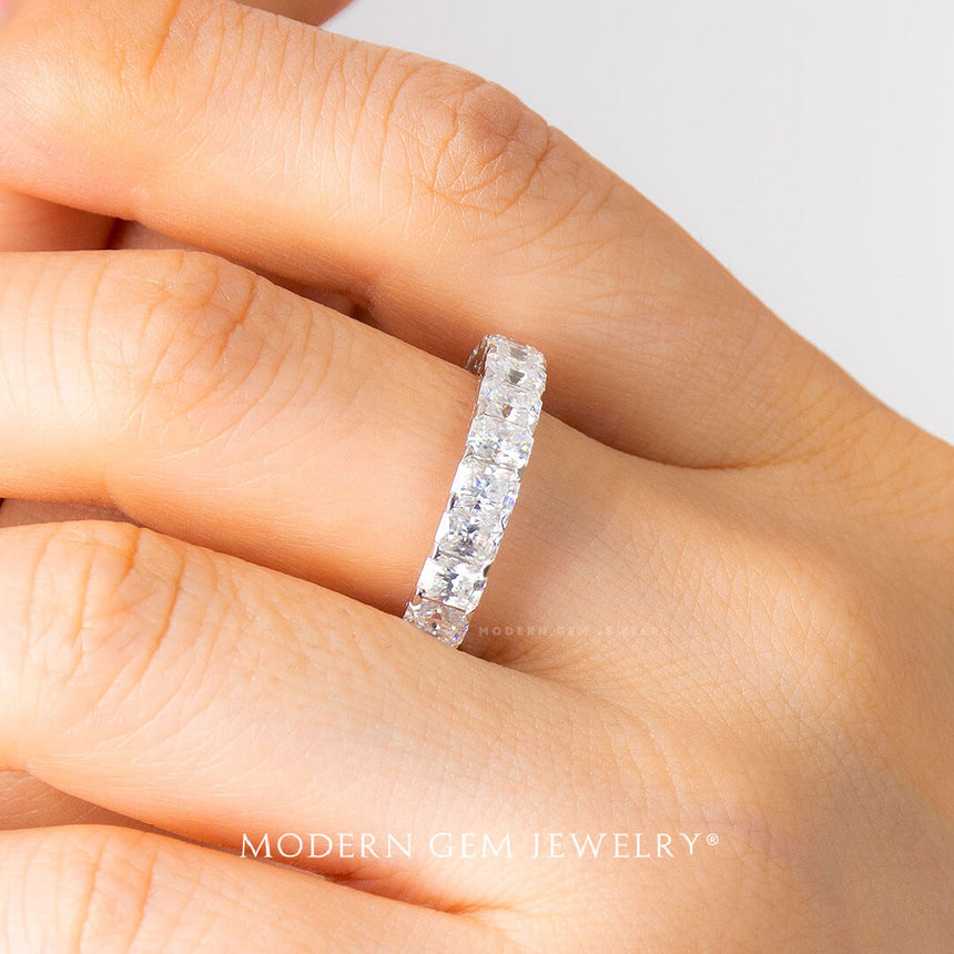 Radiant Cut Diamond Band on Female Finger | Modern Gem Jewelry | Saratti