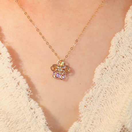 Model Wearing Rose Gold Floral Small Diamond Necklace | Saratti