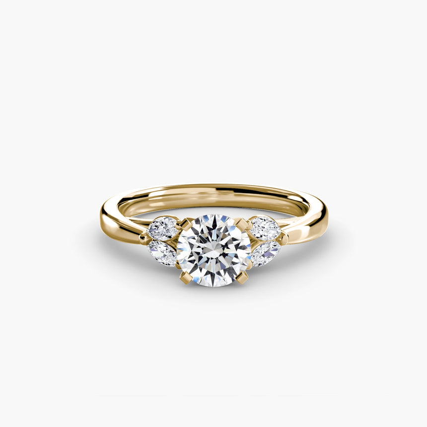 AURELIA – Round Cut Four-Stone Shoulder Ring Setting in Yellow Gold | SARATTI