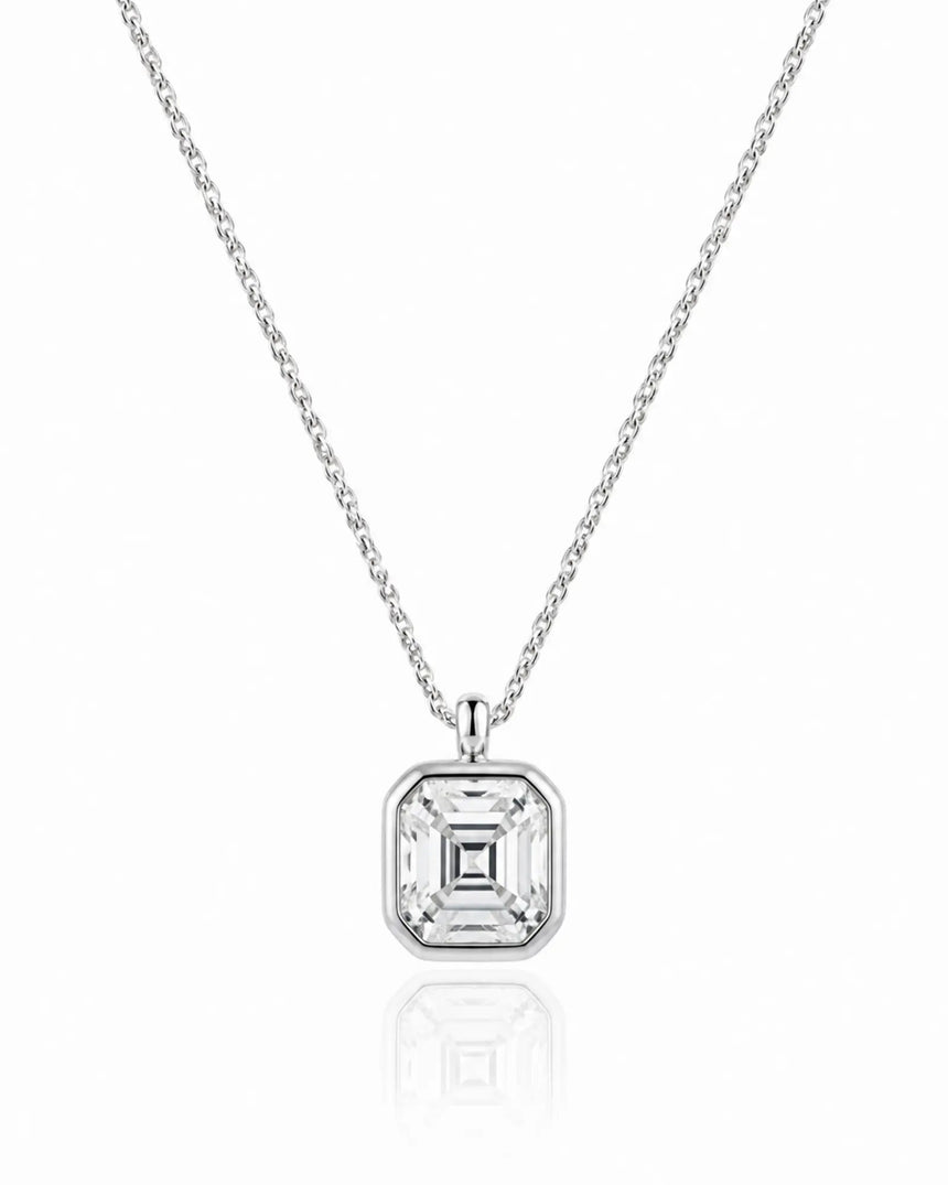 AUREX Asscher Cut bezel necklace setting in white gold | SARATTI
