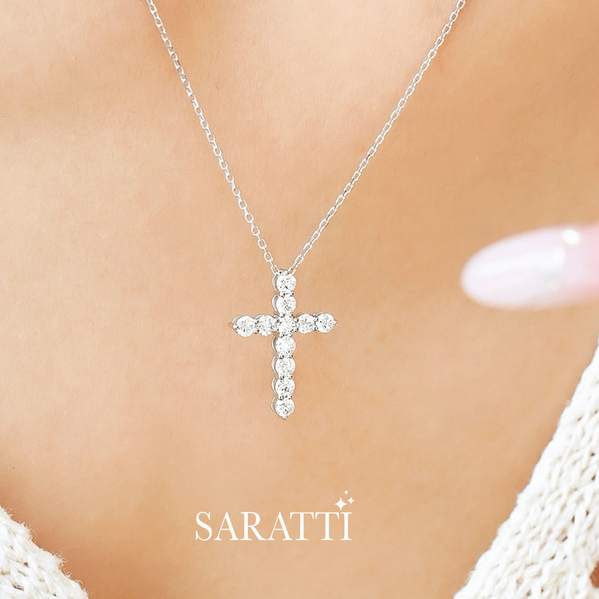 Grande Lueur Croix Platinum Lab Diamond Cross