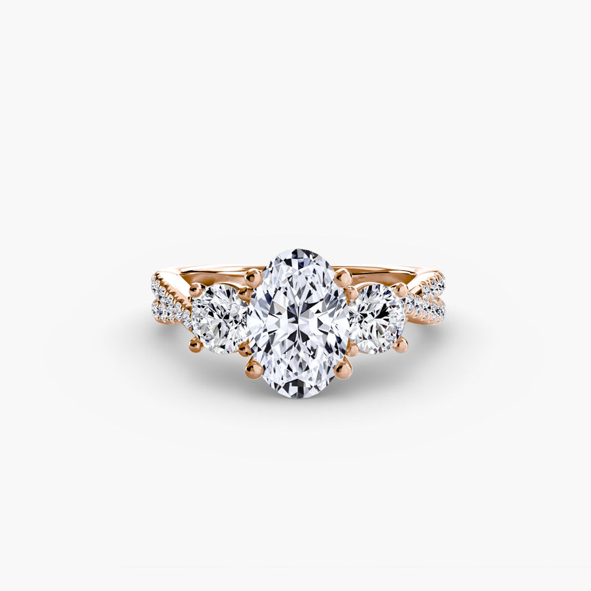 TRILOGIA Oval Cut pavé three-stone ring setting in Rose Gold | SARATTI